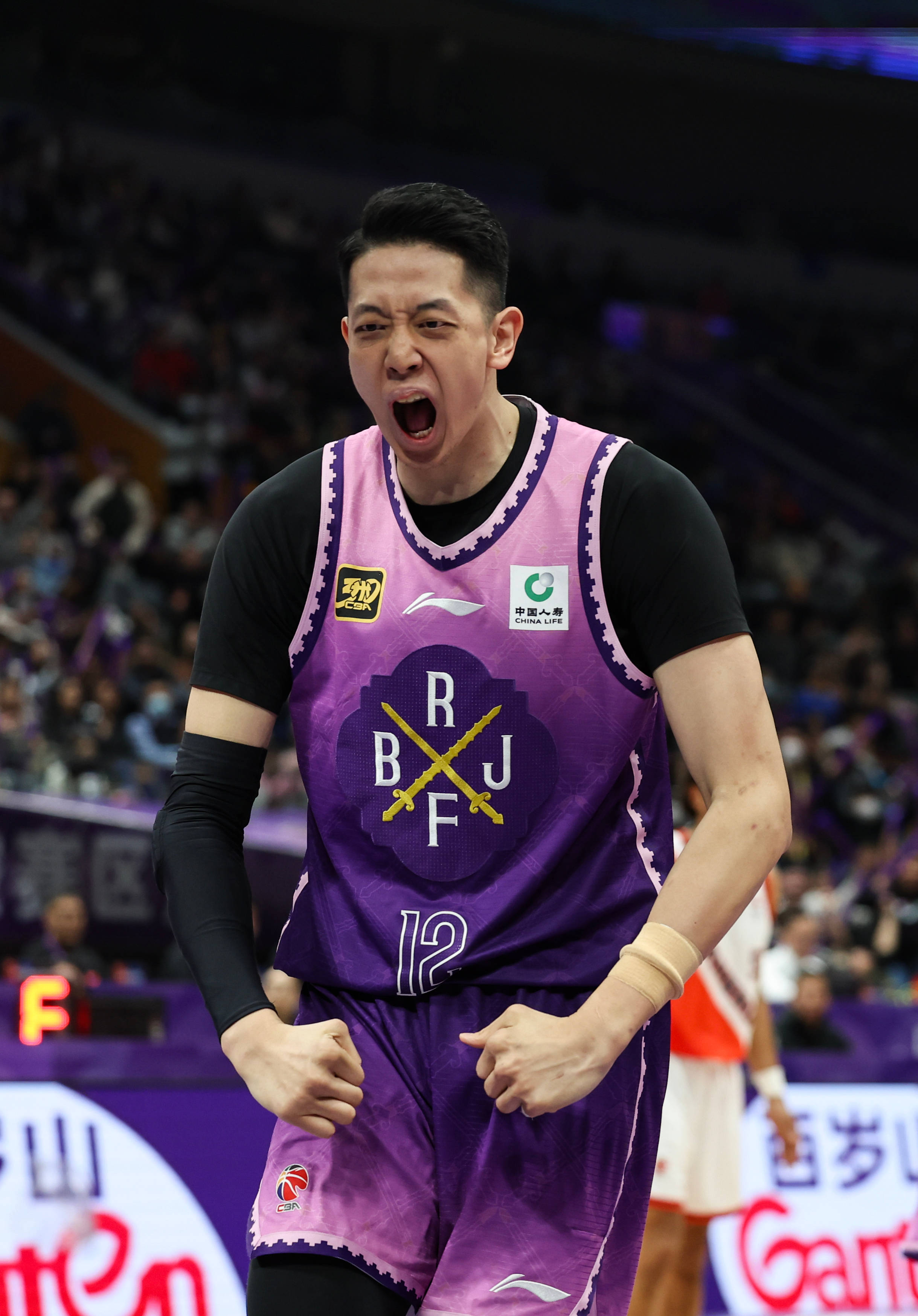 包含今晚CBA常规赛传出新动向,葡萄牙体育强势反弹,管理层表态——气氛紧张,更衣室氛围转暖的词条 包含今晚CBA常规赛传出新动向,葡萄牙体育强势反弹,管理层表态——气氛紧张,更衣室氛围转暖的词条