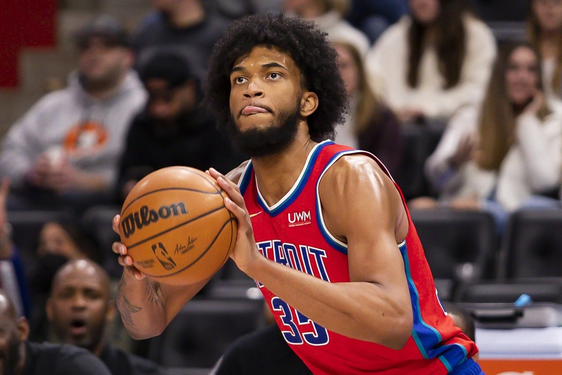 开元入口 - 今晨底特律活塞外线爆发：欧超杯节点到来，引发热议，轮换策略成焦点